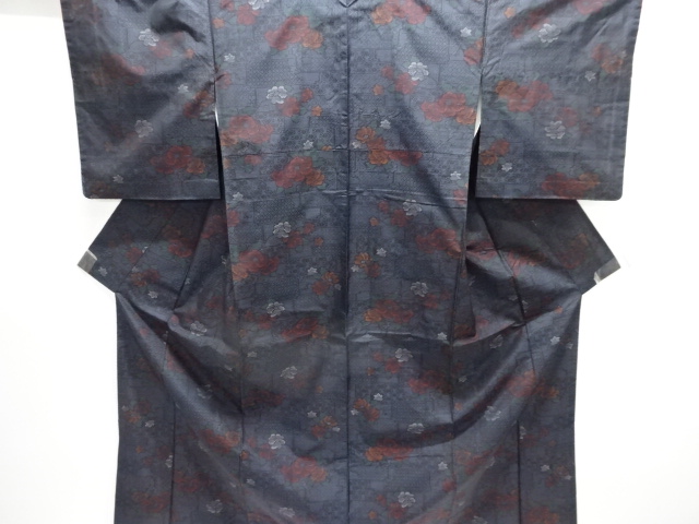 花模様織り出し本場泥大島紬着物